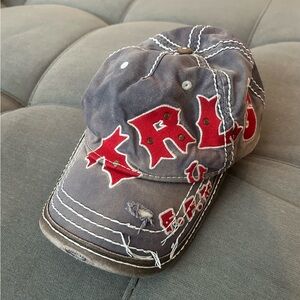 True Religion adult cap  in Gray and Red
